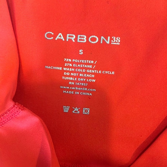 CARBON38 High Rise Legging in Red Small - Picture 8 of 8